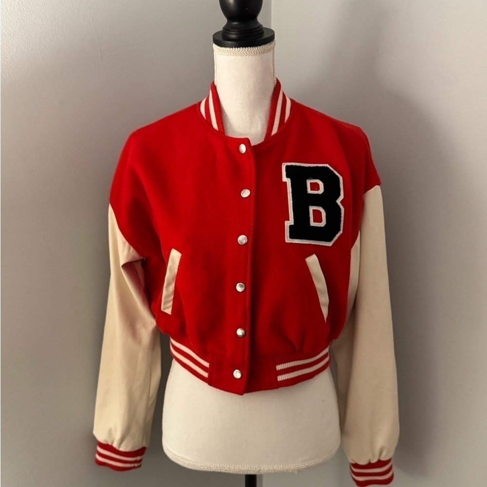 Retro style Cropped Bomber Jacket- size M Red w/off whites sleeves.Snap closure - Picture 2 of 10